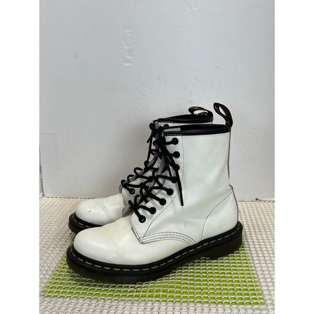 Dr. Martens Jy004 White Smooth Leather 8-Eye Combat Boots Women's 7